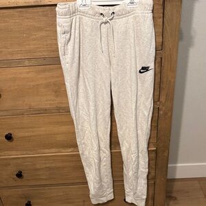 Women Heather Grey Jogger Sweats